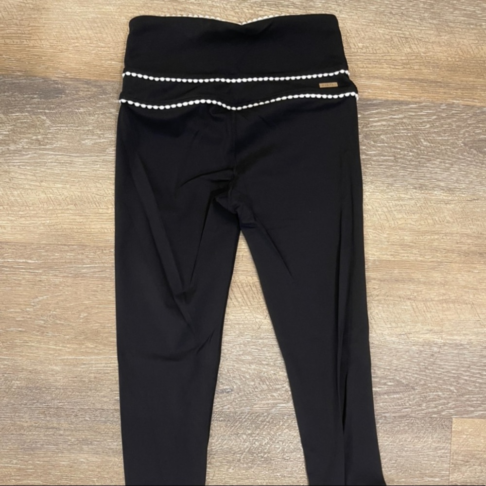 ALALA leggings